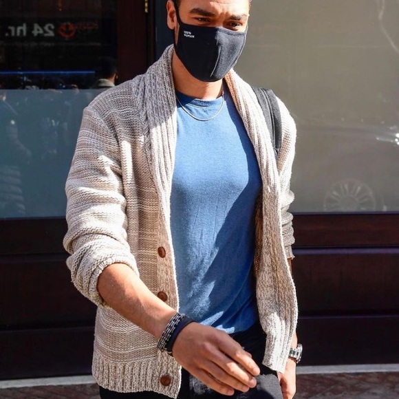 GAP *Grey* Knit Collar Cardigan w/ Wooden Toggles - Picture 7 of 7